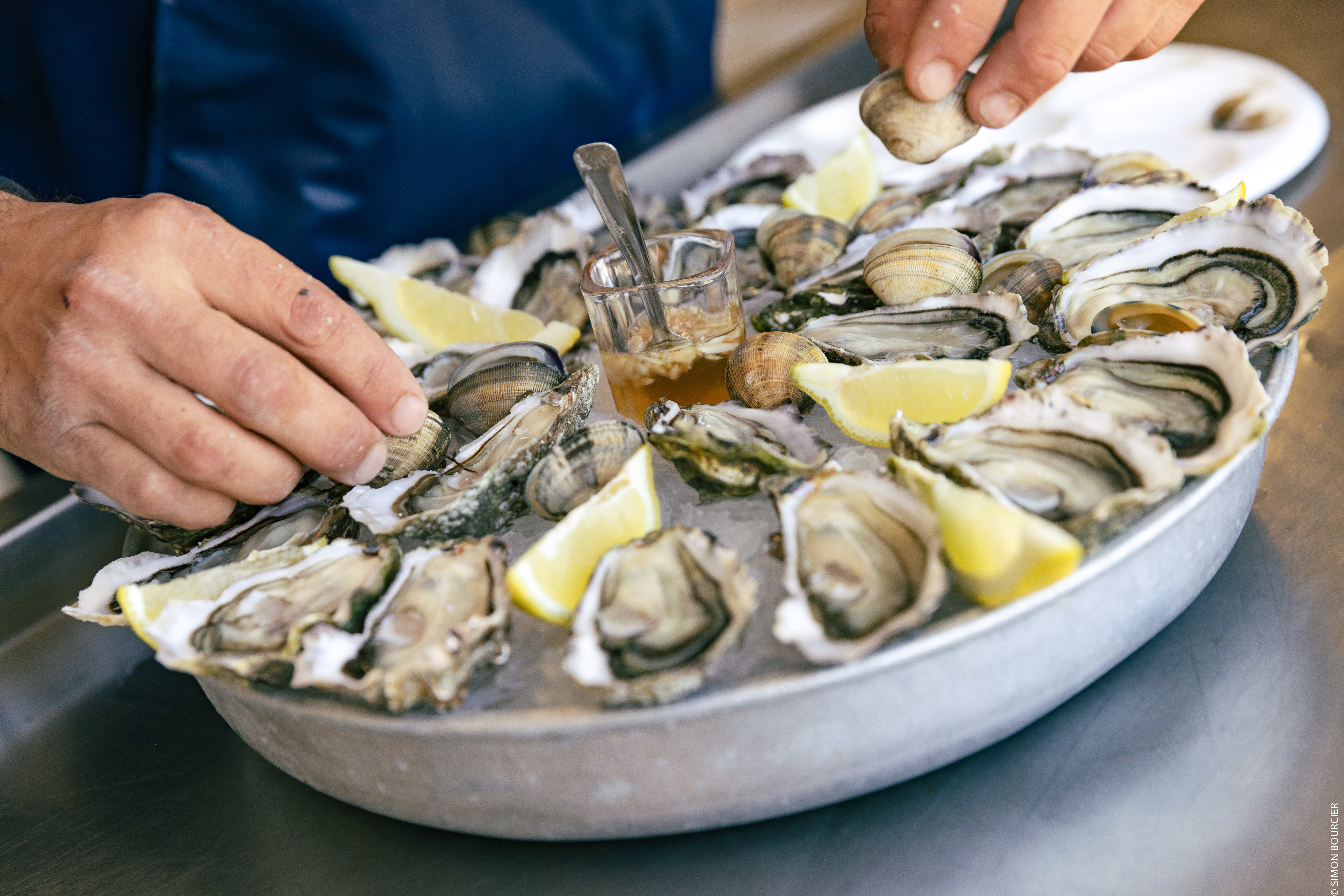©Office de Tourisme Ile de Noirmoutier - ©Vendée Expansion - ©Simon Bourcier - huîtres île de Noirmoutier ©Office de Tourisme Ile de Noirmoutier - ©Vendée Expansion - ©Simon Bourcier - huîtres île de Noirmoutier