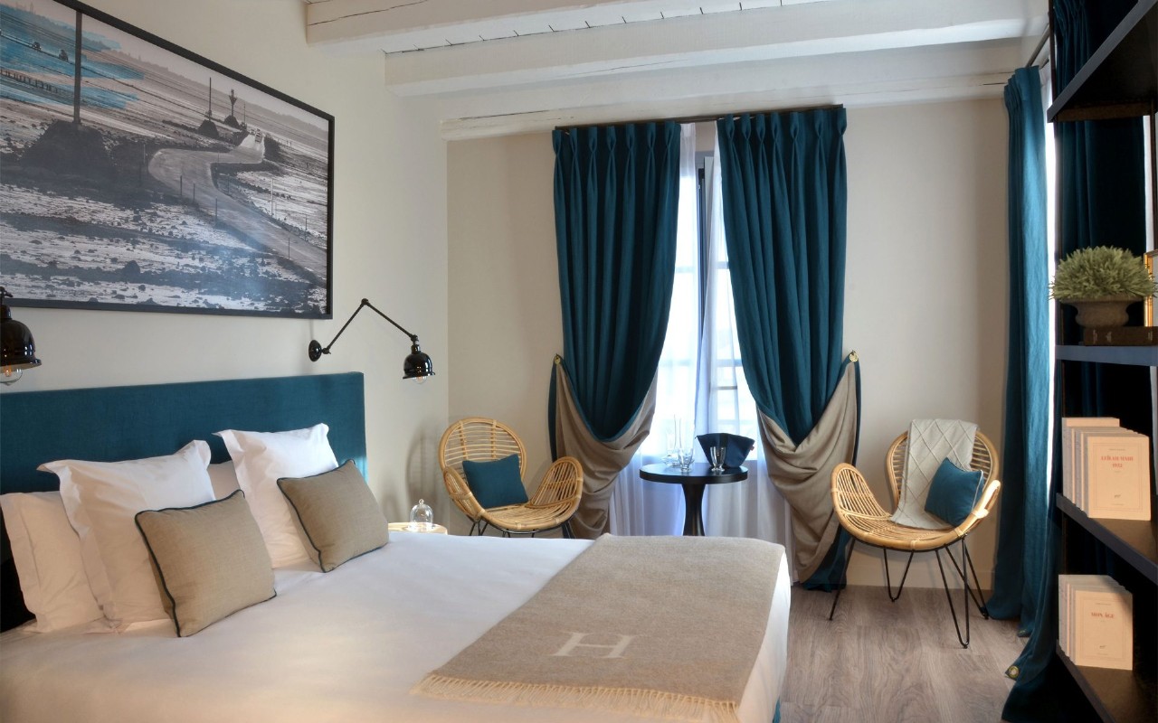 DOUBLE DELUXE BALCONY-DOUBLE DELUXE BALCON DOUBLE DELUXE BALCONY-DOUBLE DELUXE BALCON