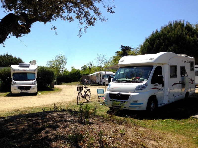 ile-de-noirmoutier-campings-camping-municipal-de-la-court-zone-camping-car-2-5915145