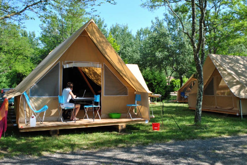 ile-de-noirmoutier-campings-huttopia-tente-toile-et-bois-5917868