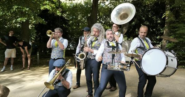 Fanfare Jazz Combo box