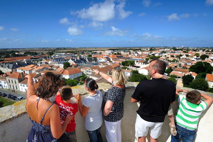 Vue du haut des remparts - Château de Noirmoutier - JS Evrard