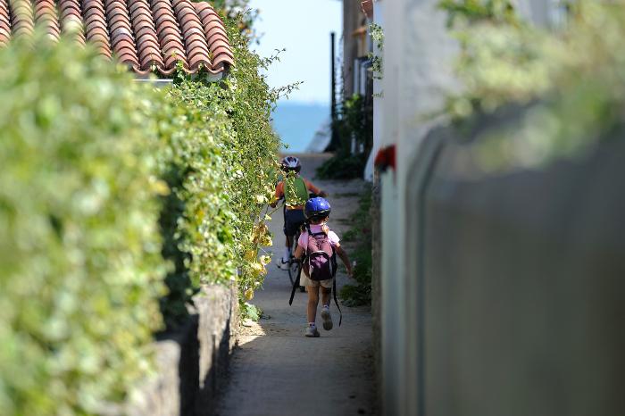 Entre plages et ports - Le Vieil - JS Evrard