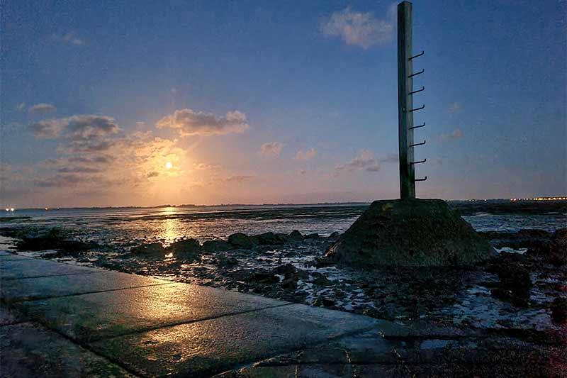 Visite guidée Gois lever de soleil balise - Céline Brochet