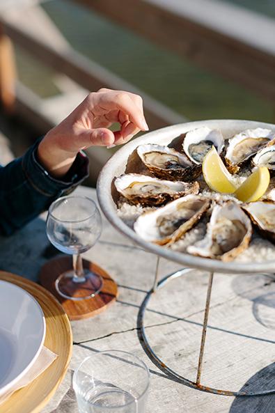 Dégustation d’huîtres – île de Noirmoutier ©Trendz 