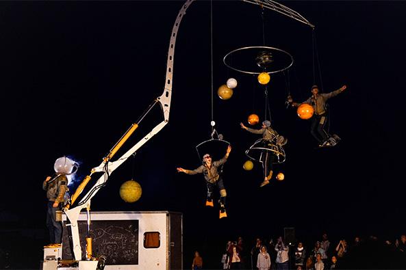 Spectacle Gargarine is not dead ©Léa Filisetti