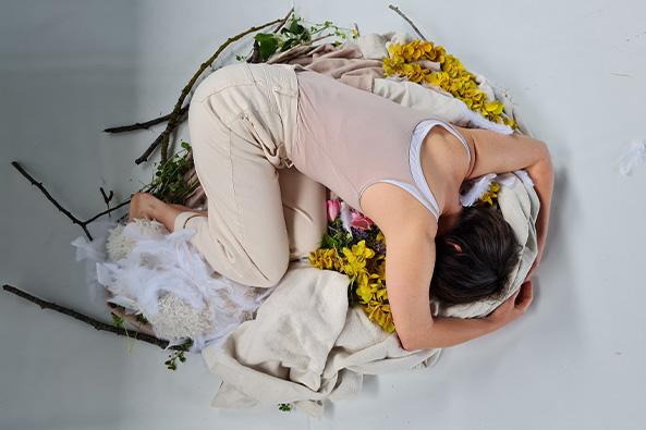 Spectacle pour jeunes enfants - Ni haut ni bas Onichliba ©Compagnie La Tangente