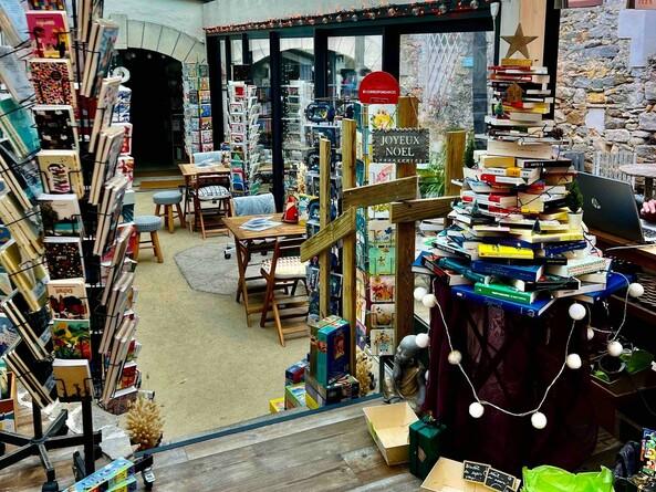 Libraie-café Trait d'Union à Noël