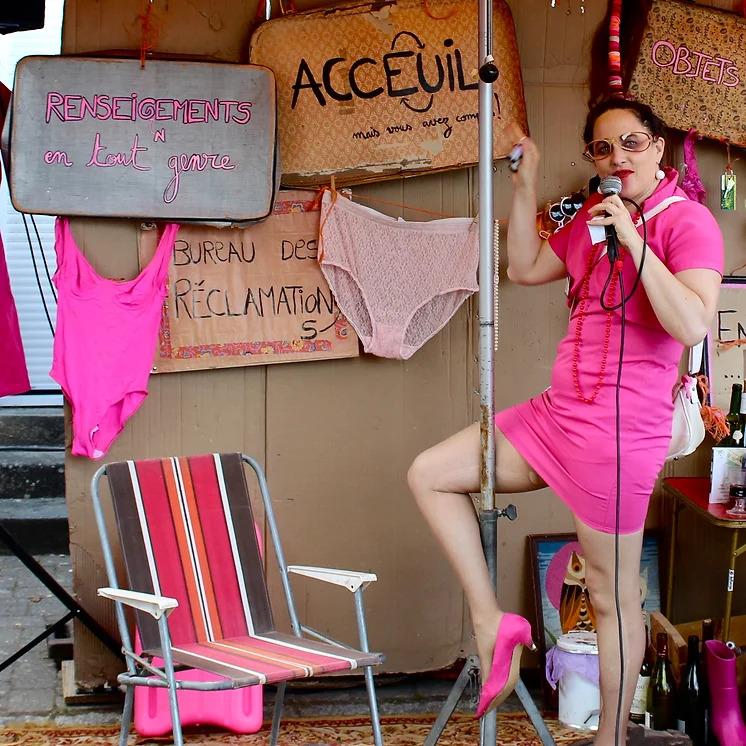 7 août 2025 - La Rue Marmaille au soleil : Le stand par la Cie Rosemonde