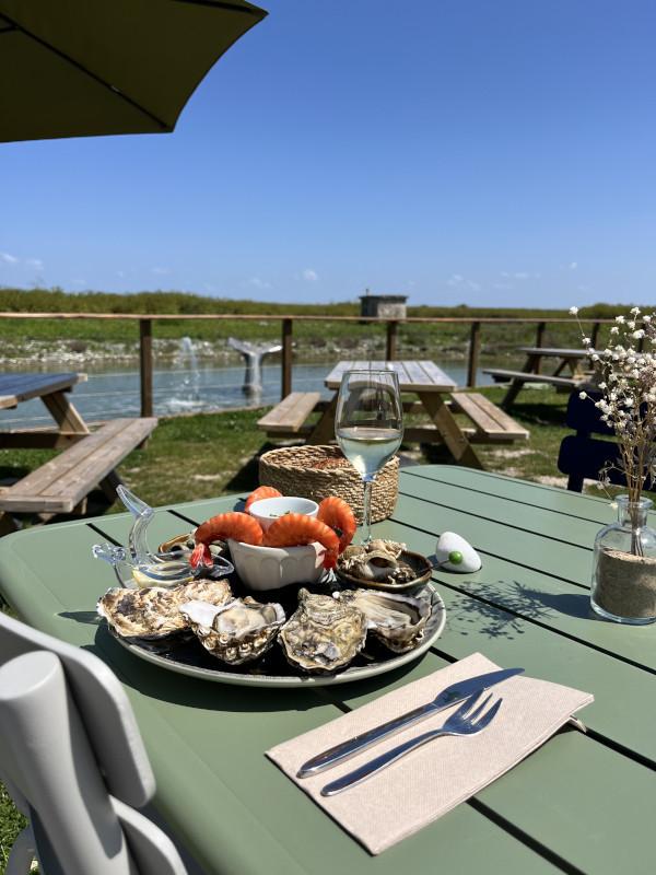 Le Bouclard des Petits Bassets - Bar à huîtres
