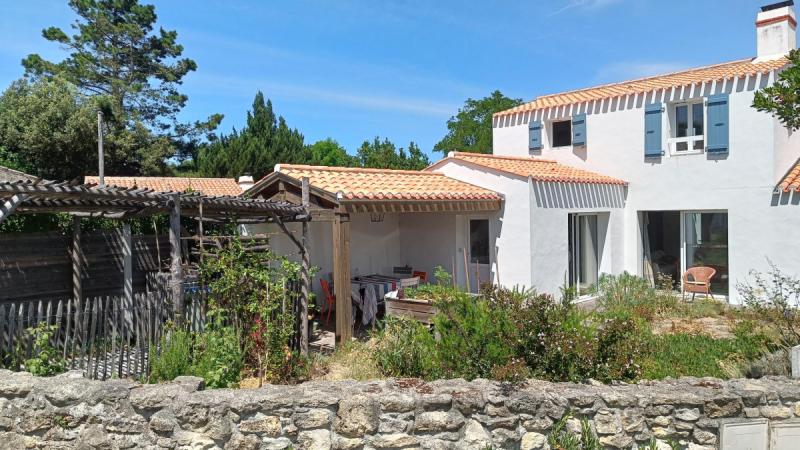 MAIS BC06300 / Location de vacances pour 6 personnes dans le centre de Barbâtre à Noirmoutier