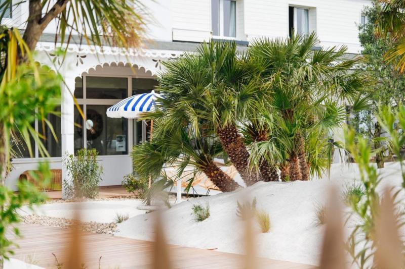 L'Authentique - Restaurant traditionnel / L'Arôme - bar à vins et cocktails