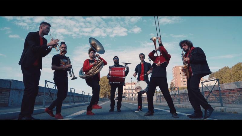 7 août 2025 - La Rue Marmaille au Soleil