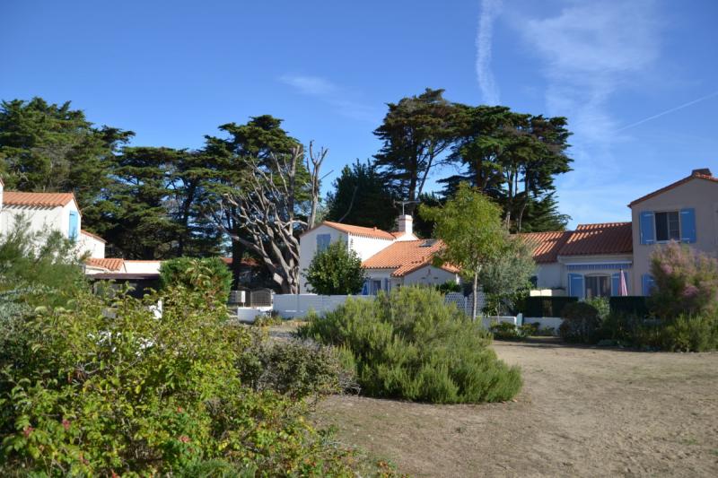 MAISBJ04057 / Noirmoutier : Location vacances pour 6 personnes avec accès direct à la plage
