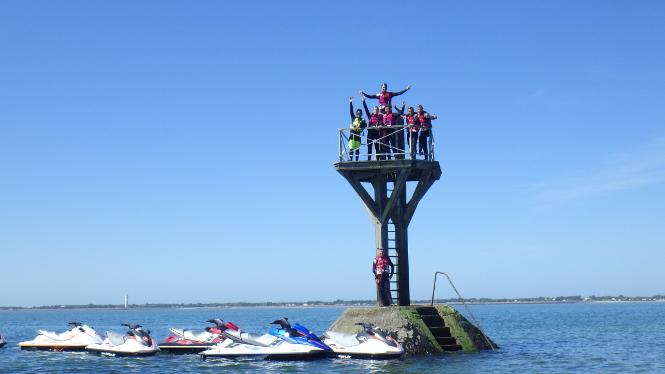 Full Jet - boat, jet-ski, flyboard and rental service