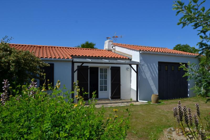 MAIS BC04600 / Location de vacances pour 4 personnes dans le centre de Barbâtre à Noirmoutier