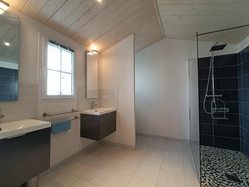 MAIS BC08700 / Maison de vacances avec piscine pour 8 personnes à Barbâtre sur Noirmoutier