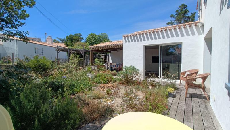 MAIS BC06300 / Location de vacances pour 6 personnes dans le centre de Barbâtre à Noirmoutier