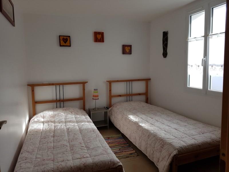Mr and Mrs Daney - Detached house for 8 people