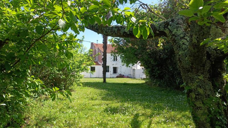 MAIS BC05300 / Île de Noirmoutier : Maison de vacances à louer pour 5 personnes centre bourg de Barbâtre