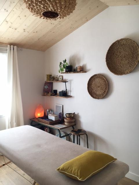 Cabinet de soins des Eloux - Estelle Sawastyanowicz - Massage bien-être énergétique/accompagnement holistique par des soins du corps