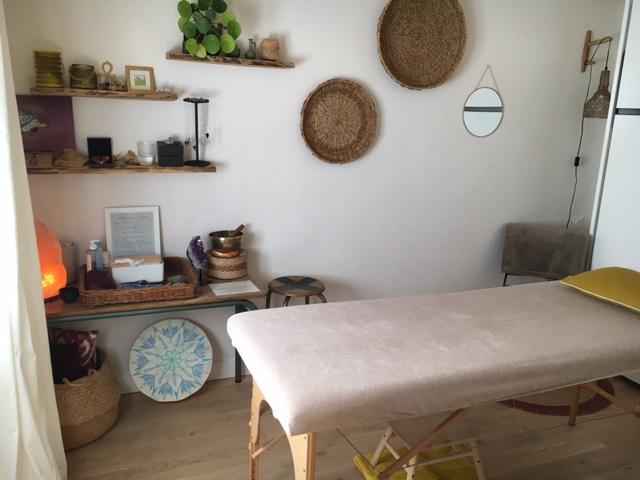 Cabinet de soins des Eloux - Estelle Sawastyanowicz - Massage bien-être énergétique/accompagnement holistique par des soins du corps