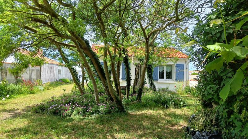 MAIS EC04500 / Noirmoutier : Location de vacances pour 4 persones centre de l'Epine