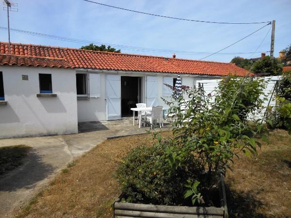 Mr and Mrs Adrien - Semi-detached house for 2-4 people