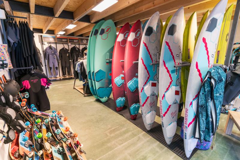Fun Shop Noirmoutier - Surf Shop/location matériel nautique/surfwear/accessoires