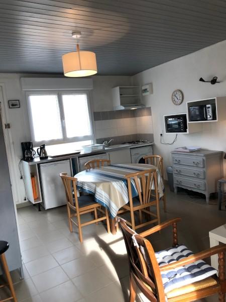 M. GOUIN - Appartement RDC jardin 4 personnes