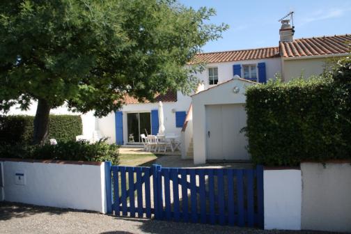 M et Mme ROBERT - Maison 8 personnes