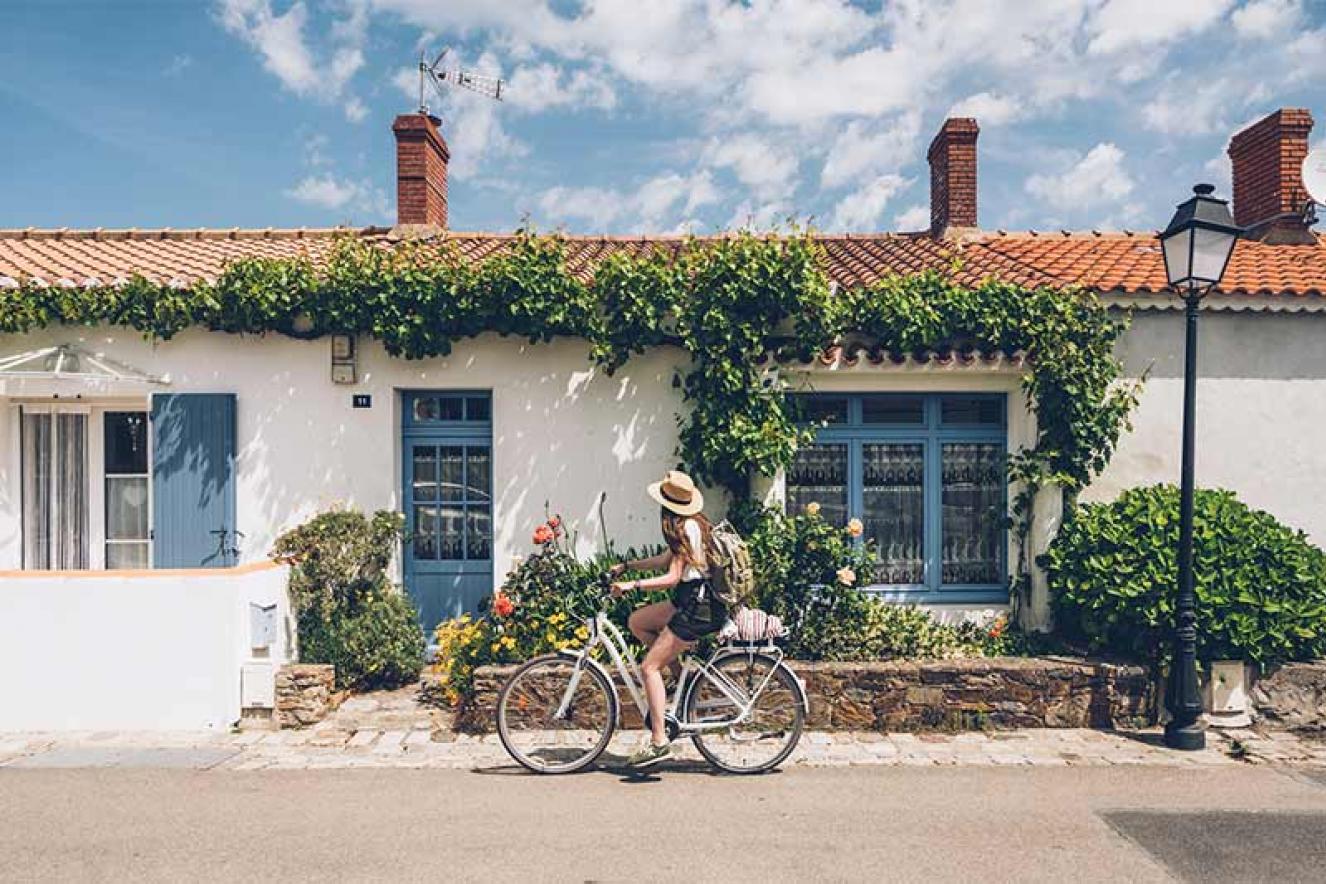 Le Vieil maison typique @Max Coquard - Bestjobers Le Vieil maison typique @Max Coquard - Bestjobers